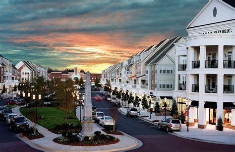 Birkdale village huntersville nc - Birkdale Village has the perfect combination of retail, office and residential units. The center has two main entrances, over 60 retail shops, 10 restaurants, service providers, a 16 …